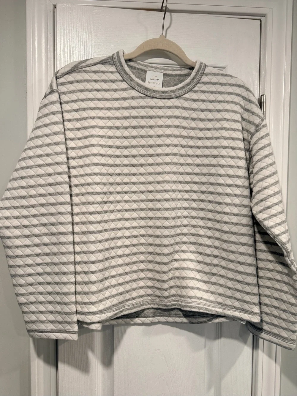 NWOT J. Crew Size XS Gray Cream Reversible Quilted Striped Crew Sweatshirt